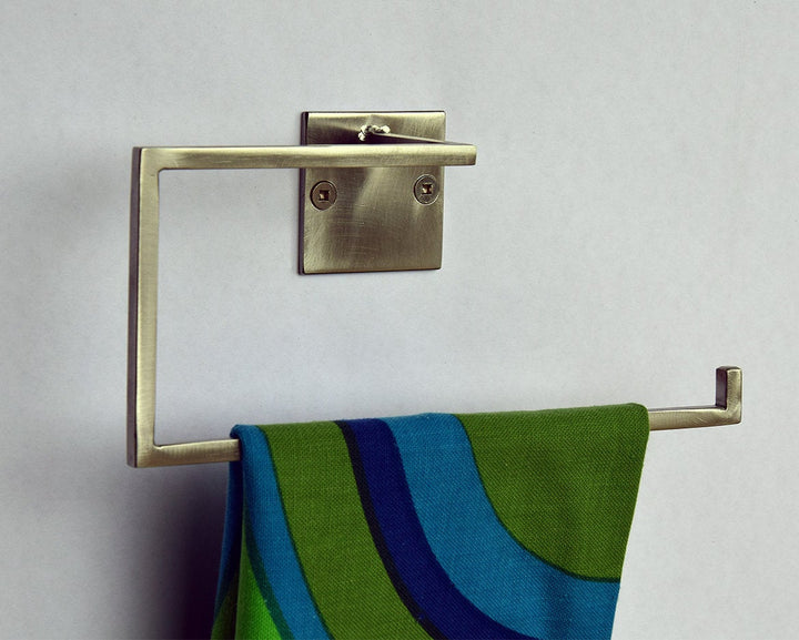 2 x 2 Series: Towel Holder: Open Rectangular Form